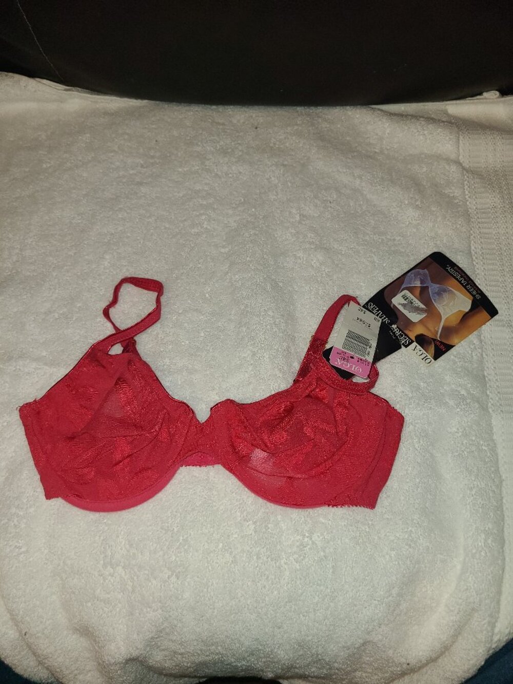 VTG NWT Olga Bra Sheer Tapestry Secret Shapers 34C 33084 Red Lace Bra